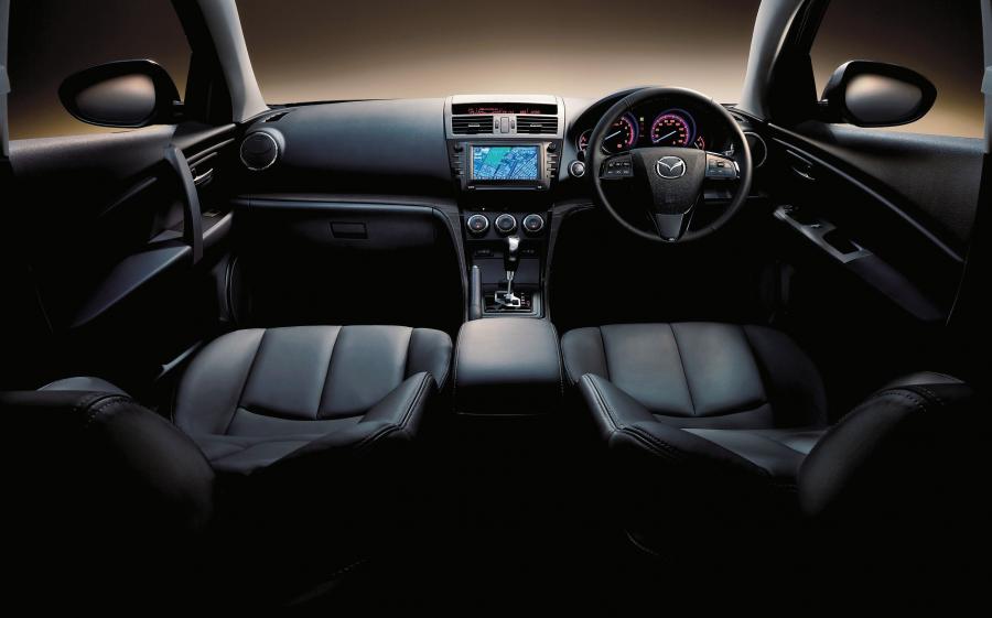  Mazda6 2011 года  (фото 12 из 113)